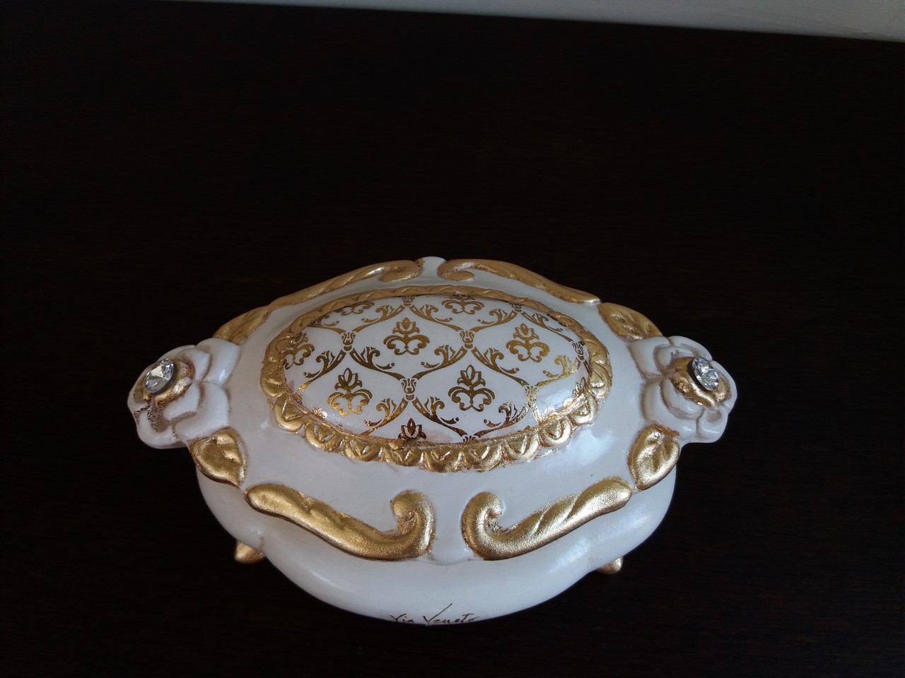 Scatola ovale con swarovski via veneto